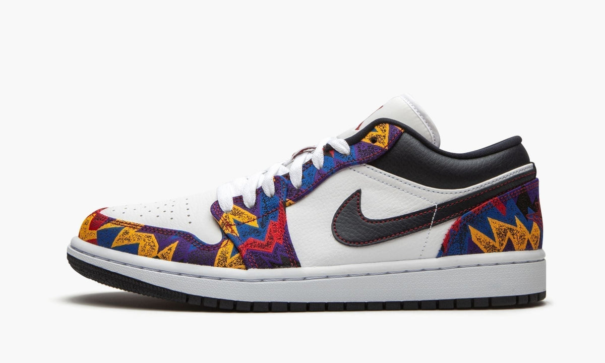 Air Jordan 1 Low SE Nothing But Net Sneakers