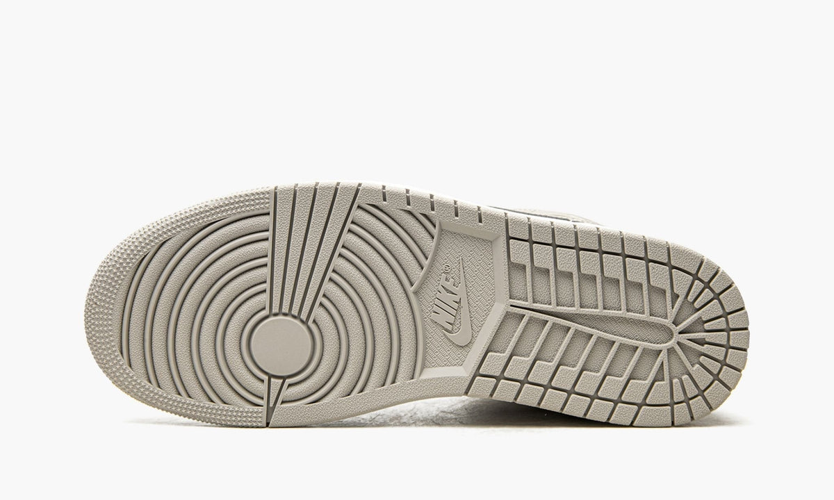 Air Jordan 1 Mid "Linen" Sneakers