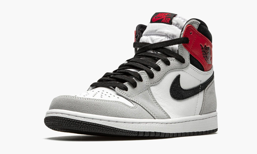 Air Jordan 1 Retro High OG "Light Smoke Grey" Sneakers