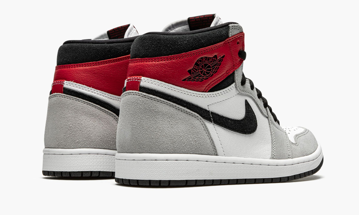 Air Jordan 1 Retro High OG "Light Smoke Grey" Sneakers