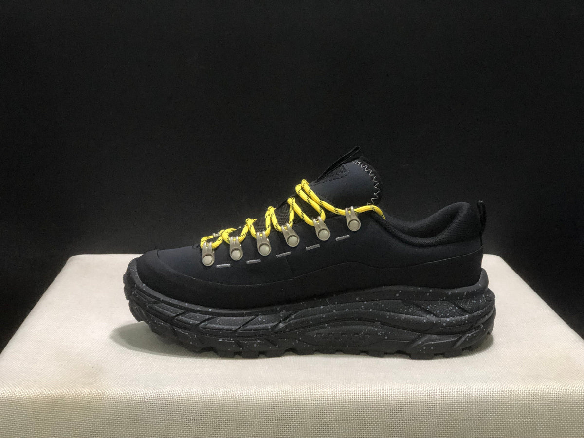 HOKA ONE ONE Tor Summit Sneakers